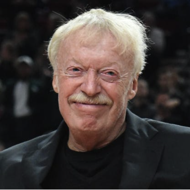 Фил найт. Филип Найт. Основатель найк Фил Найт. Фил Найт Вуддел. Phil Knight Nike.