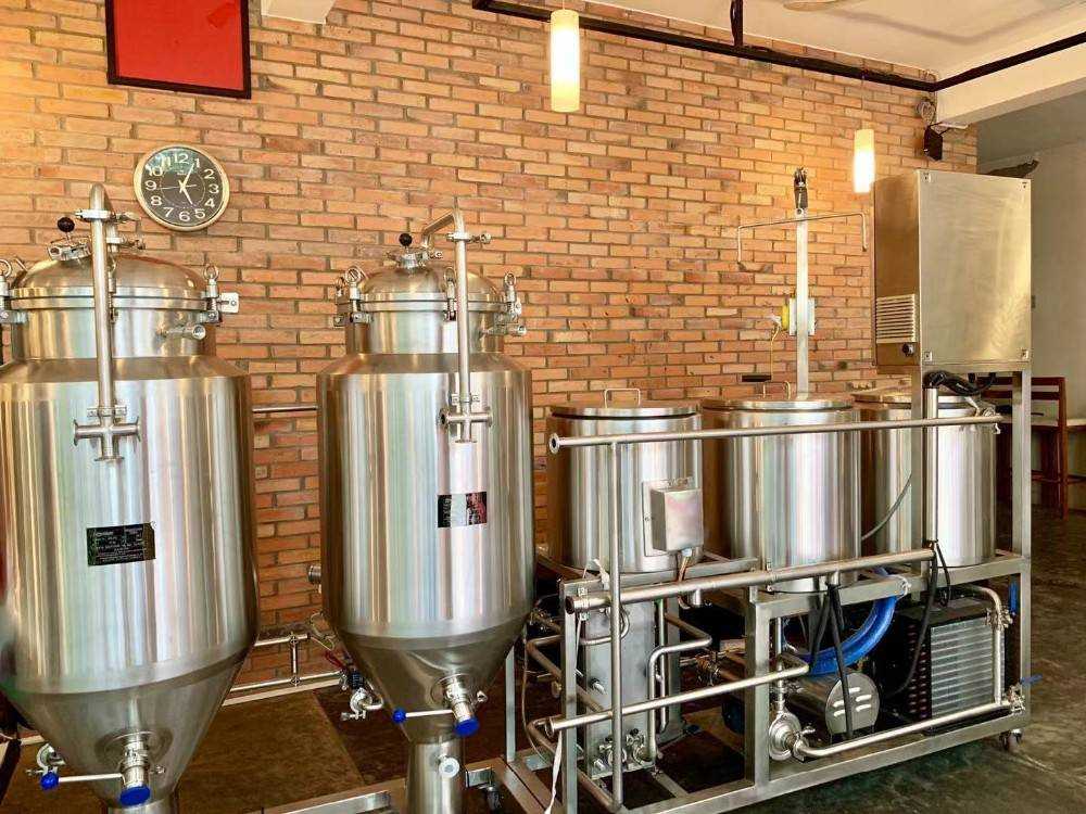 Открытая пивоварня. Мини-пивоварня FASTFERMENT ферментер 30 л. Microbrewery пивоварня. Экстрактная пивоварня. Оборудование для мини пивоварни.