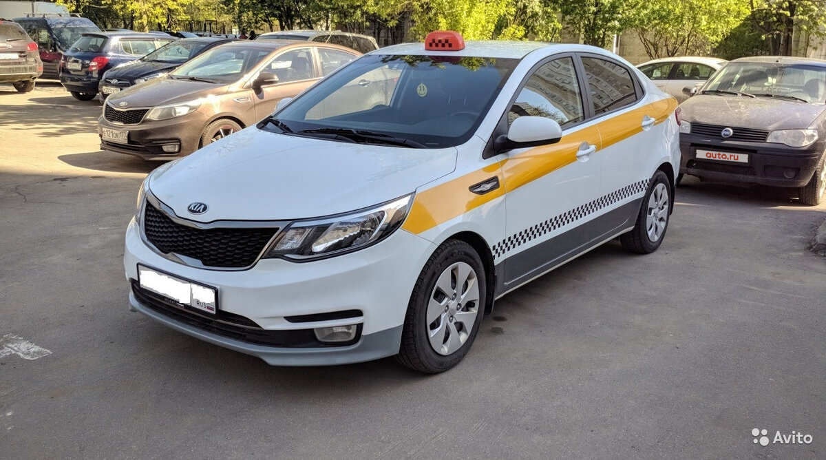 Сдам авто в аренду под такси. Киа Рио 3 такси. Киа Рио 2019 Taxi. Kia Rio 2022 белый такси. Киа Рио белая такси.