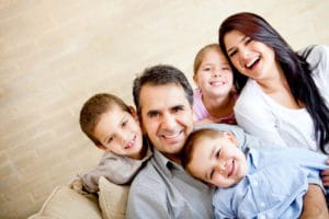 Какая семья считается многодетной и как получить статус многодетной семьи